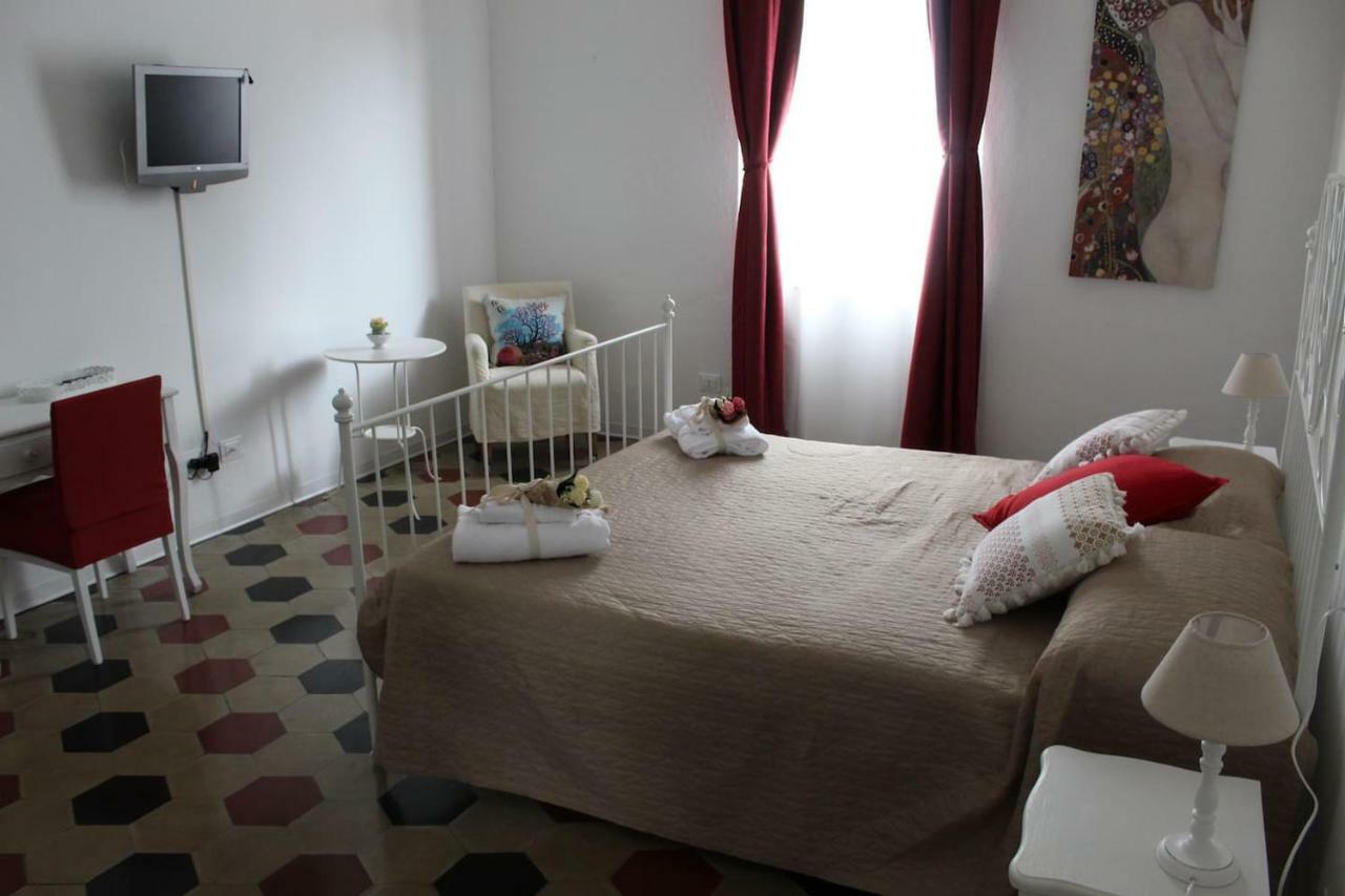 Casa Marina Apartment Специя Екстериор снимка